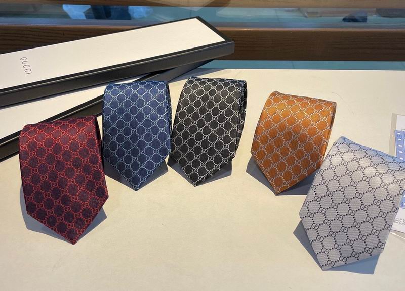Gucci Tie hm05
